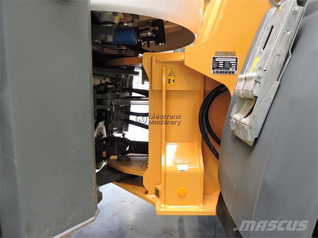 Liebherr L566Xpower Incarcator pe pneuri