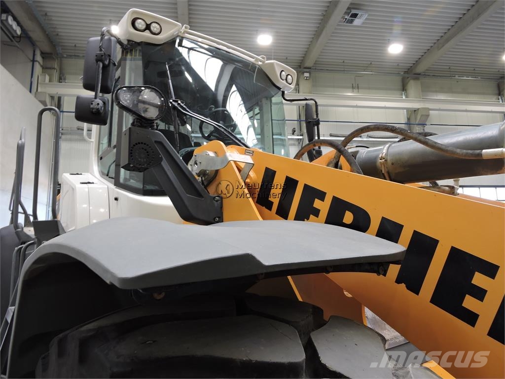 Liebherr L566Xpower Incarcator pe pneuri
