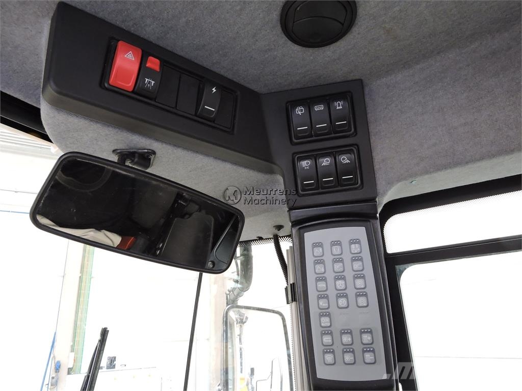 Liebherr L566Xpower Incarcator pe pneuri
