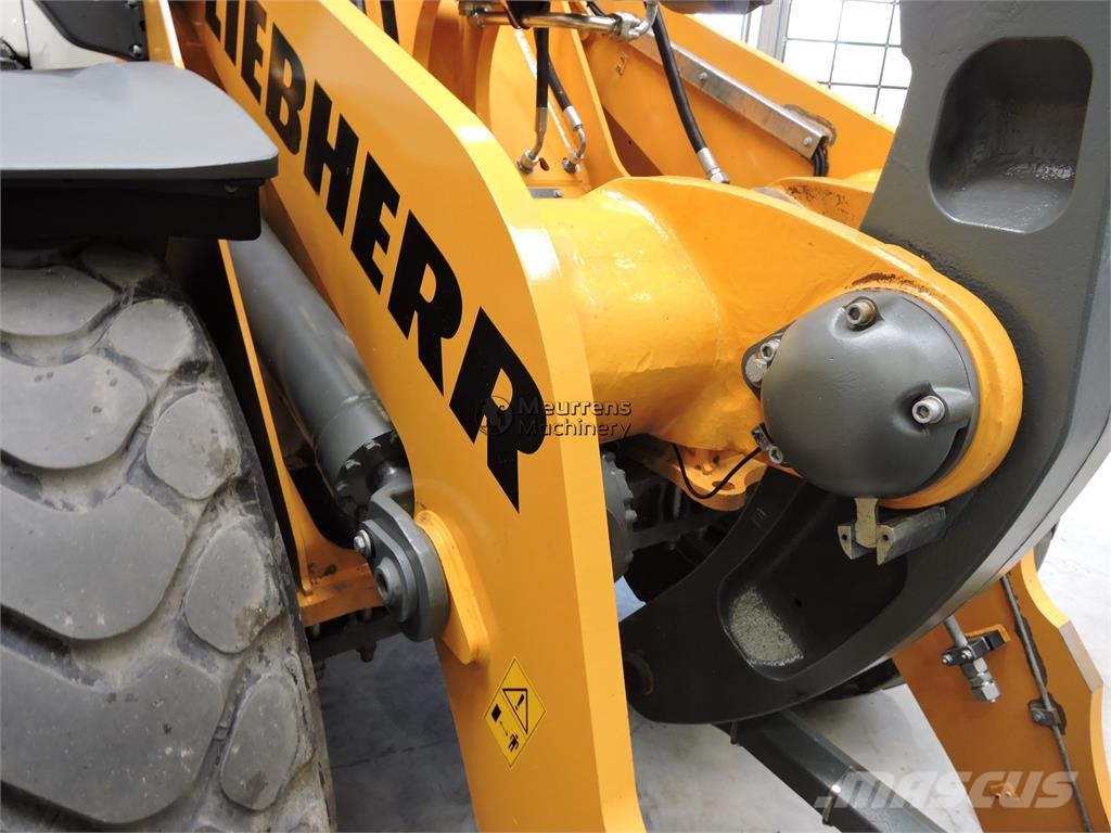 Liebherr L566Xpower Incarcator pe pneuri