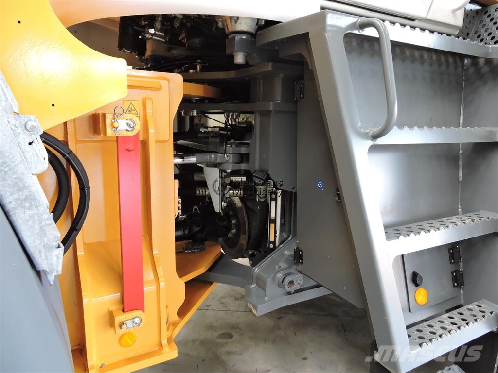 Liebherr L566Xpower Incarcator pe pneuri