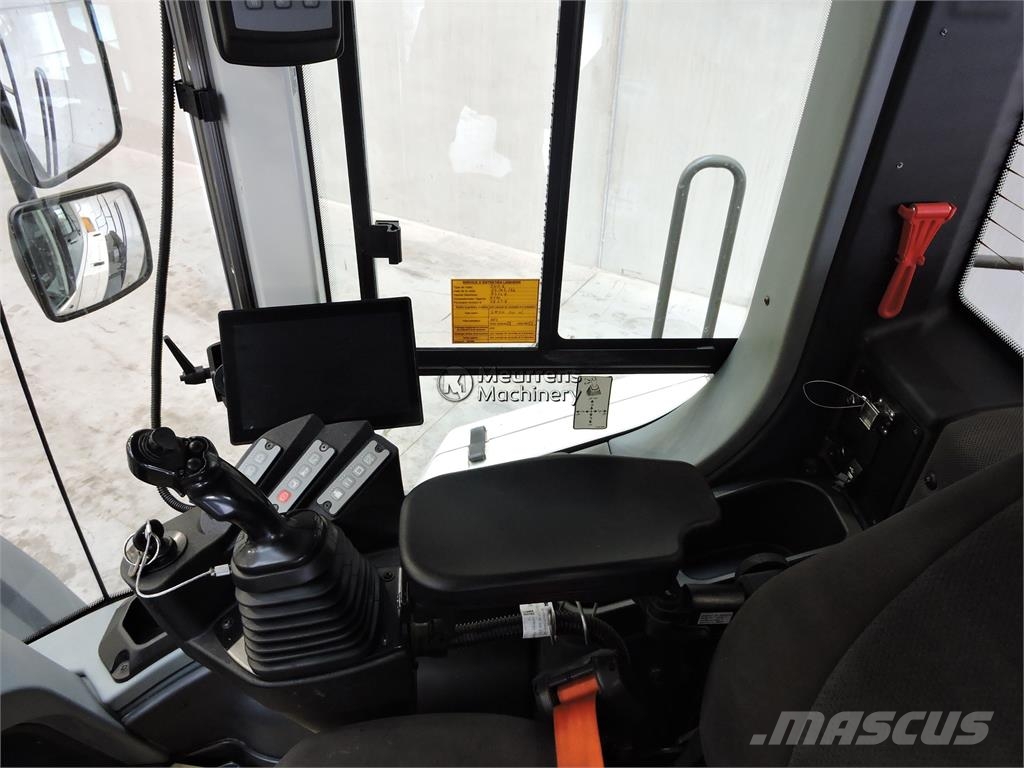 Liebherr L566Xpower Incarcator pe pneuri