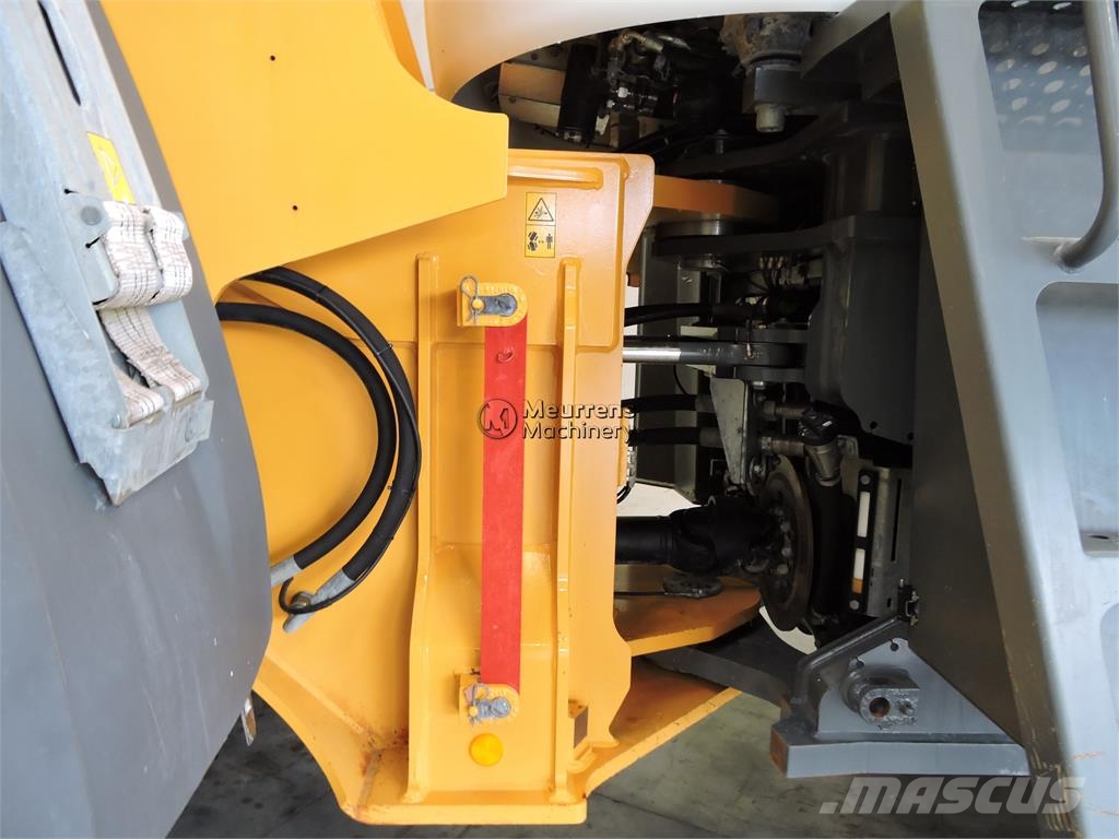 Liebherr L580XPower لوادر بعجل