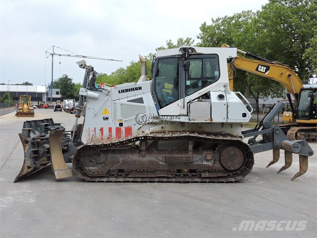 Liebherr PR 726 LGP Dózerek