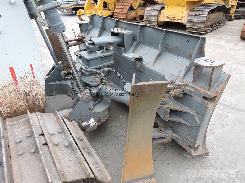 Liebherr PR 726 LGP Dózerek
