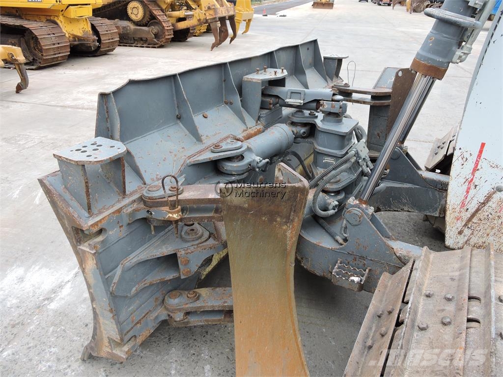 Liebherr PR 726 LGP Dózerek
