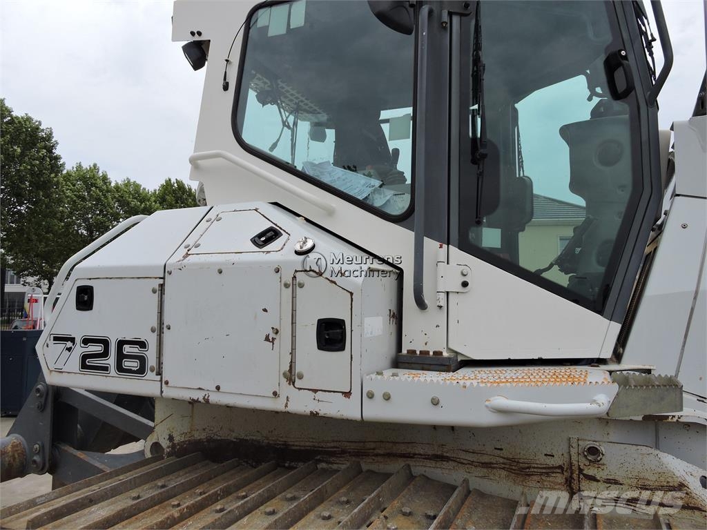 Liebherr PR 726 LGP Dózerek