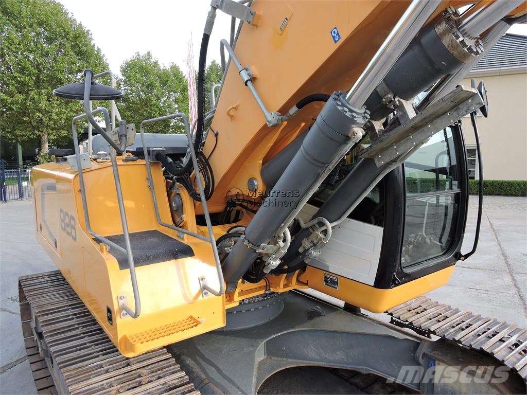 Liebherr R926 대형 굴삭기 29톤 이상