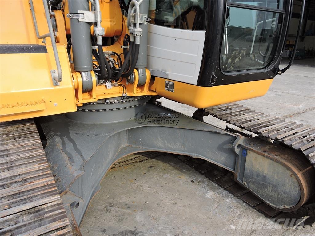 Liebherr R926 대형 굴삭기 29톤 이상