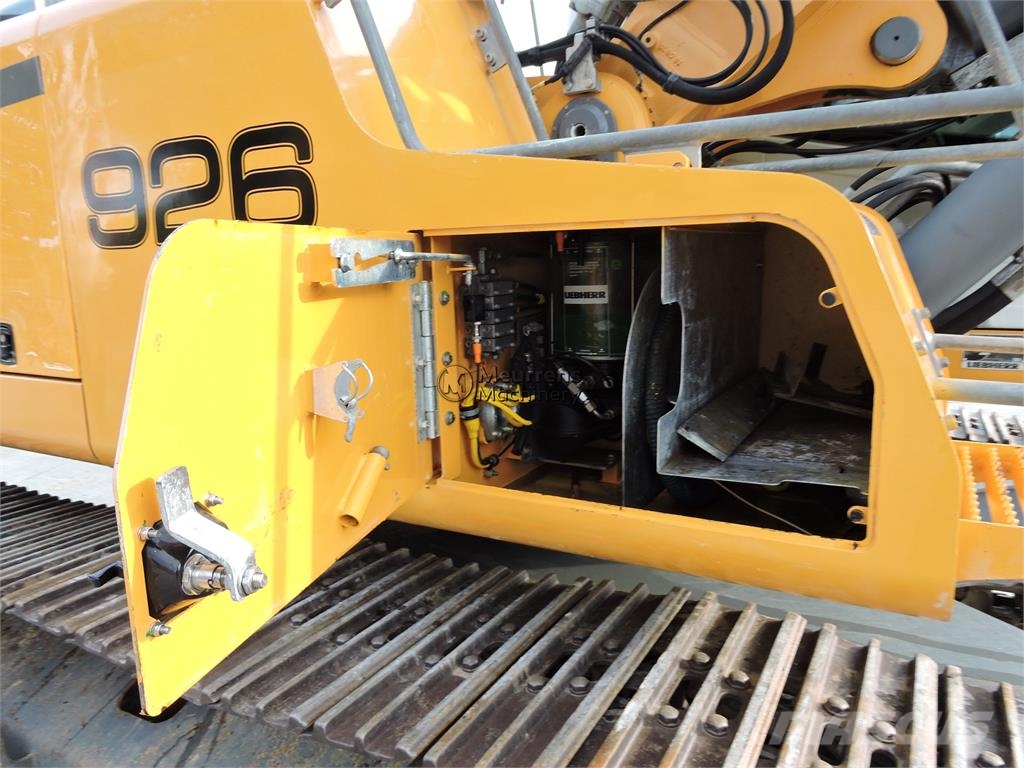 Liebherr R926 대형 굴삭기 29톤 이상