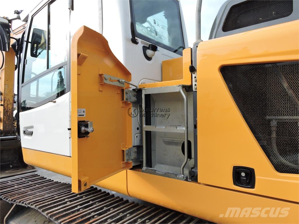 Liebherr R926 대형 굴삭기 29톤 이상