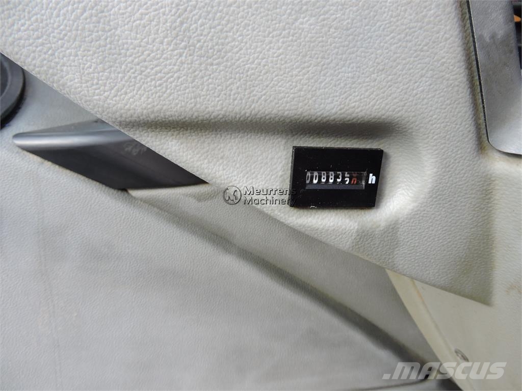 Liebherr R926 대형 굴삭기 29톤 이상