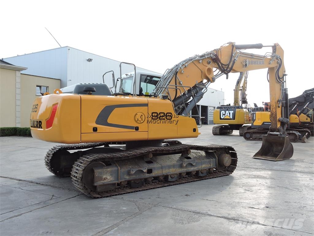 Liebherr R926 대형 굴삭기 29톤 이상