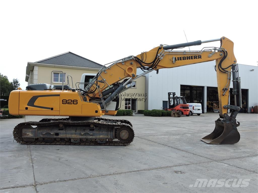 Liebherr R926 대형 굴삭기 29톤 이상