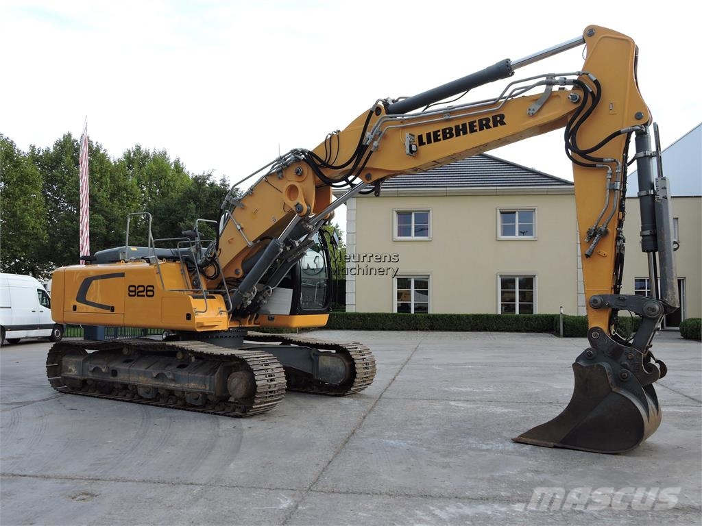 Liebherr R926 대형 굴삭기 29톤 이상