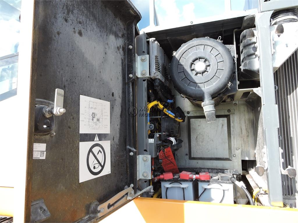 Liebherr R930 Rupsgraafmachines