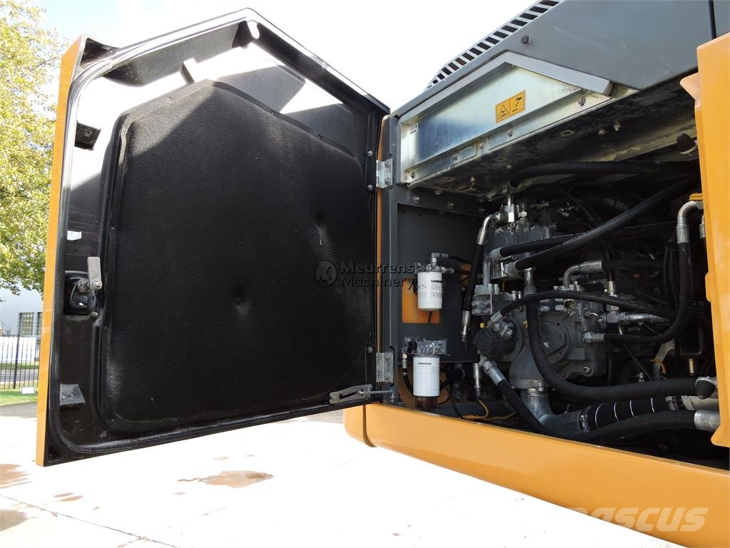 Liebherr R930 Rupsgraafmachines