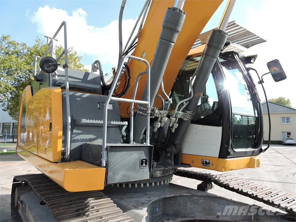 Liebherr R930 Belgium Machine Rupsgraafmachines