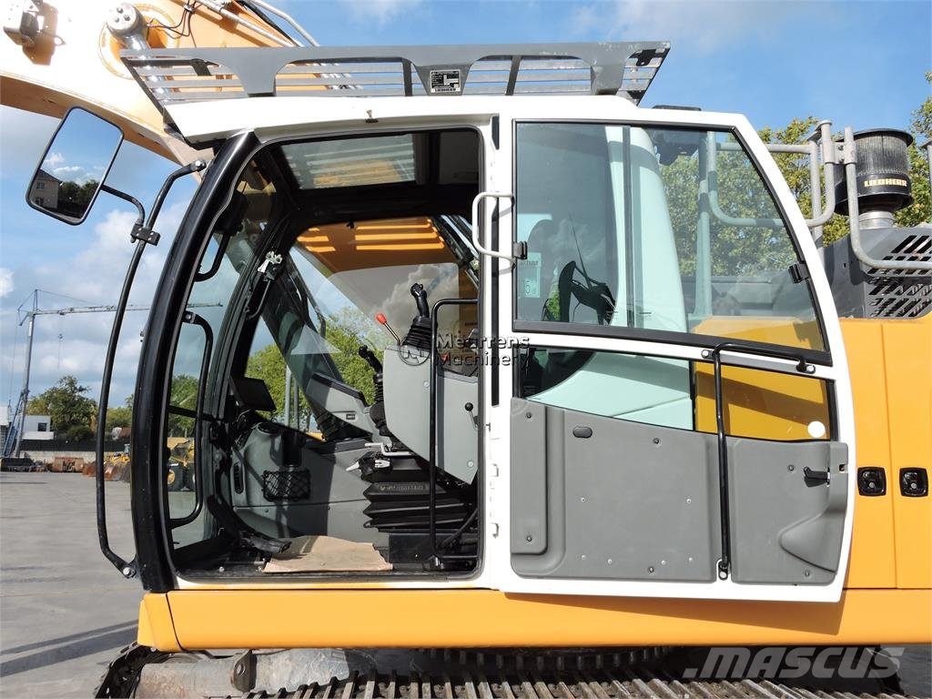 Liebherr R930 Belgium Machine Rupsgraafmachines