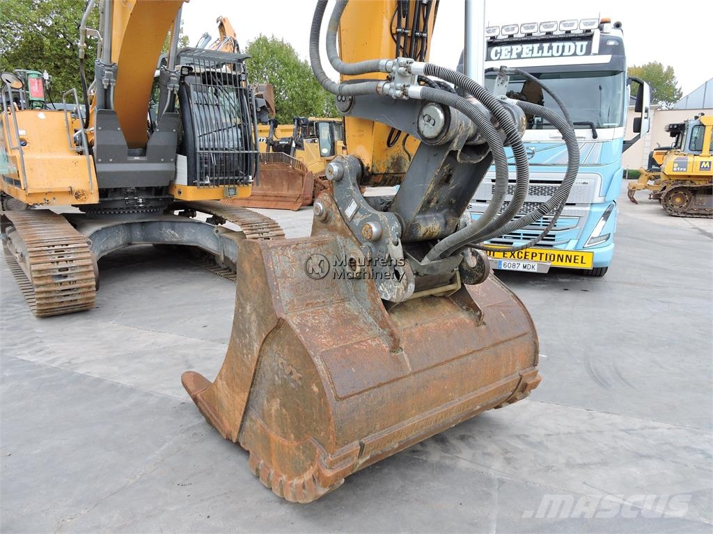 Liebherr R946 Raupenbagger