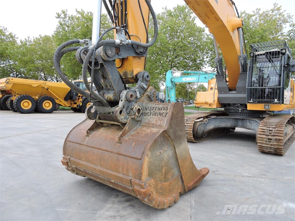 Liebherr R946 Raupenbagger