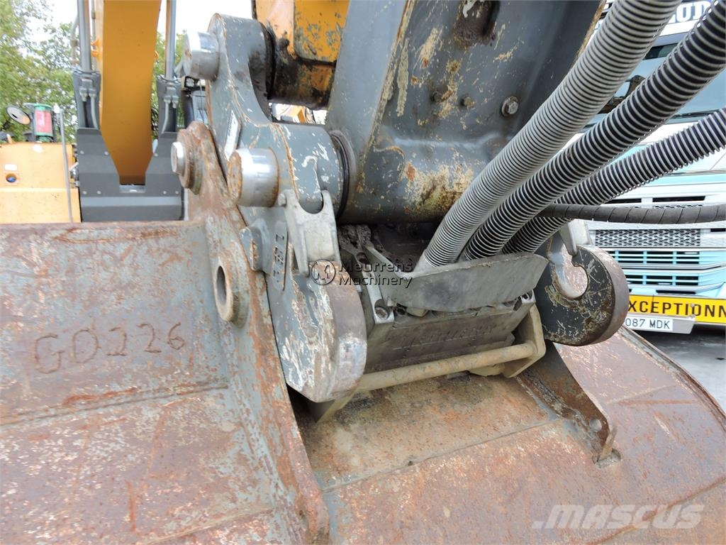 Liebherr R946 Raupenbagger