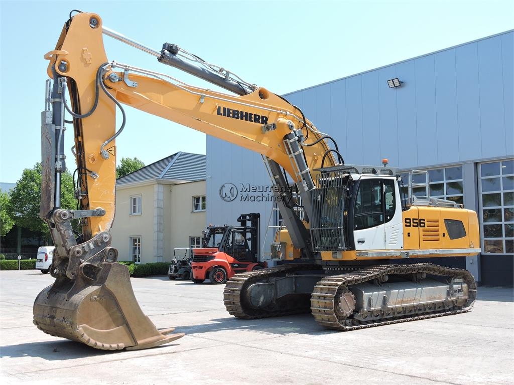 Liebherr R956 حفارات زحافة