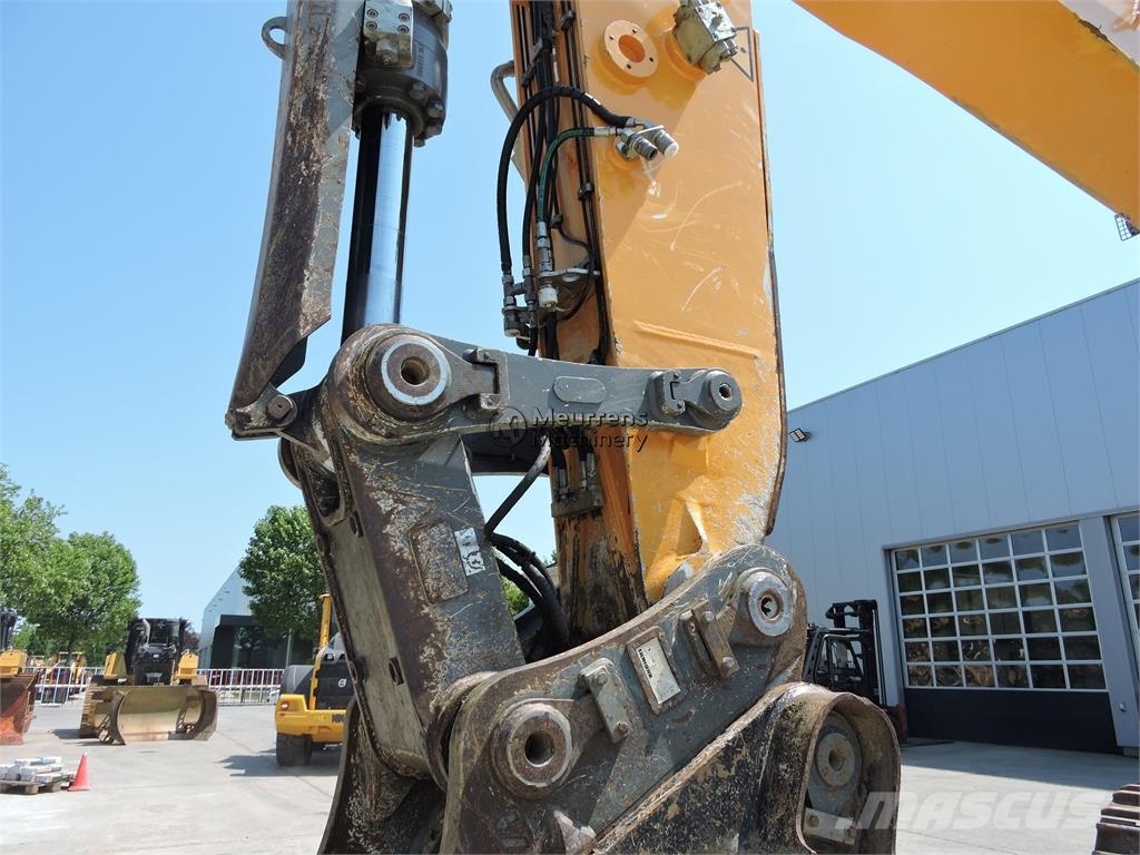 Liebherr R956 حفارات زحافة