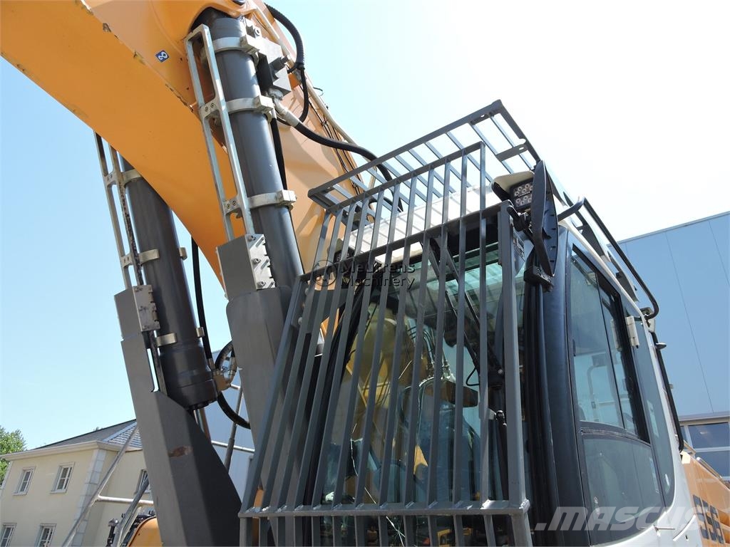 Liebherr R956 حفارات زحافة