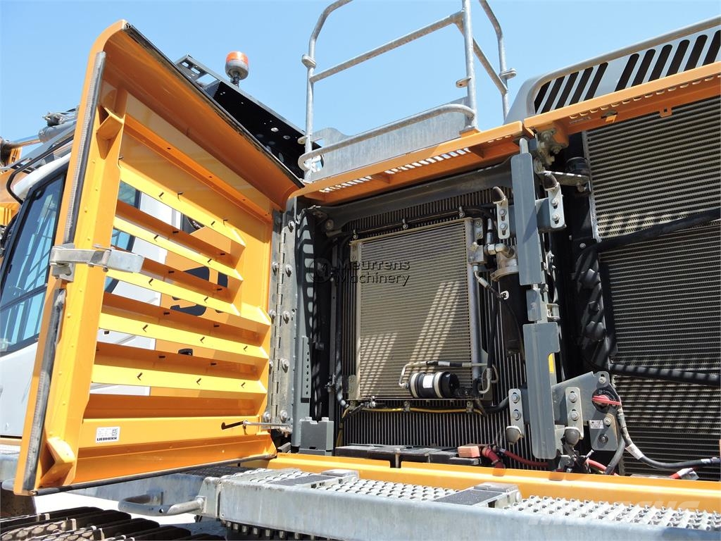 Liebherr R956 حفارات زحافة