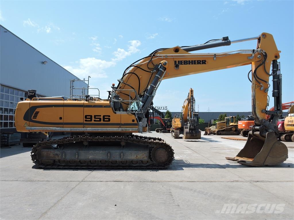 Liebherr R956 حفارات زحافة