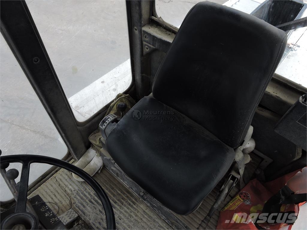 O&K F106A Graders