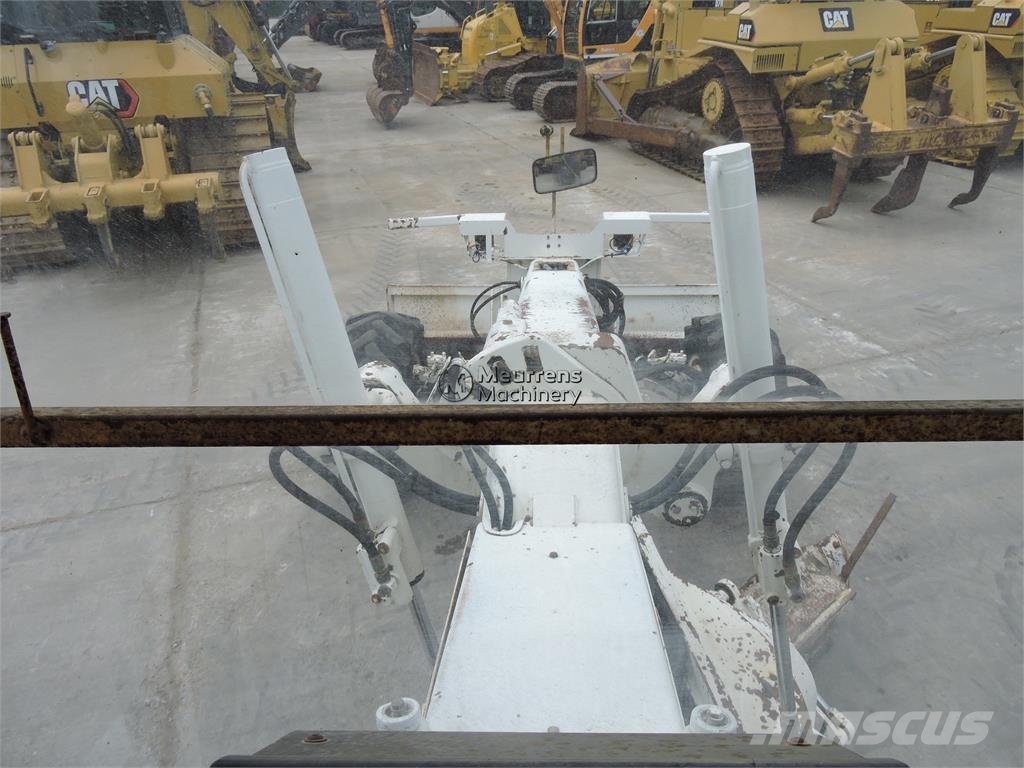 O&K F106A Graders