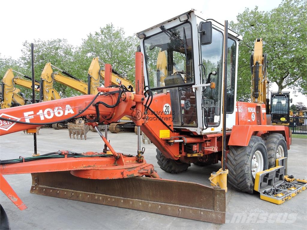 O&K F106A + GPS Niveladoras
