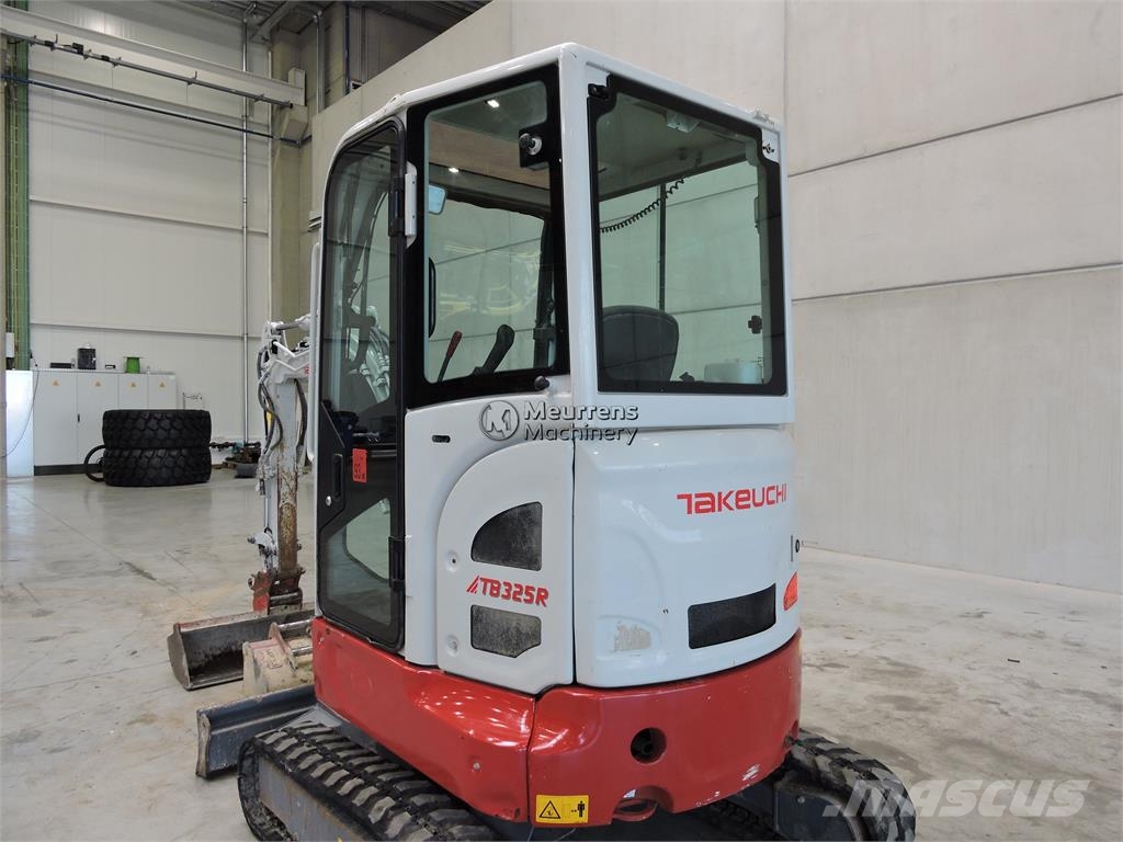 Takeuchi TB325R Bouw - Overige