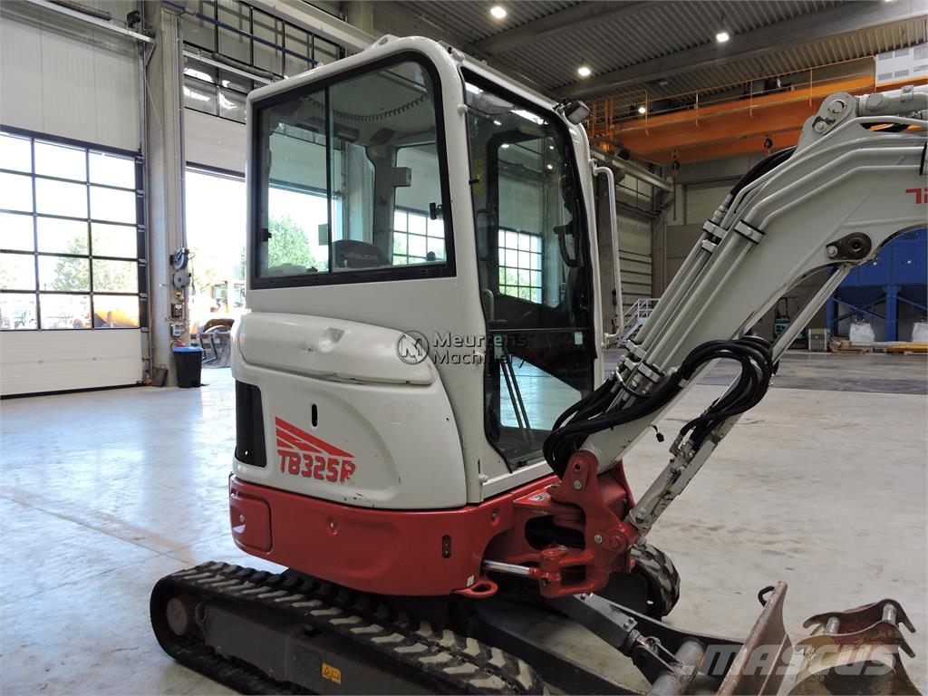 Takeuchi TB325R Bouw - Overige