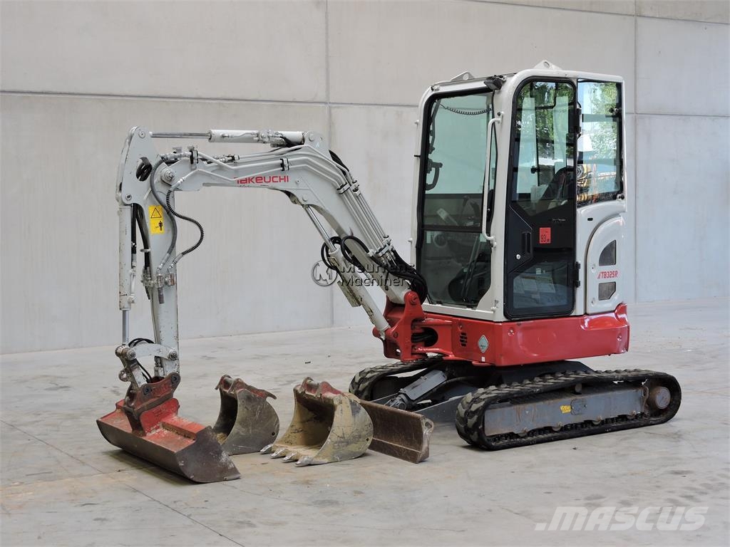 Takeuchi TB325R Bouw - Overige