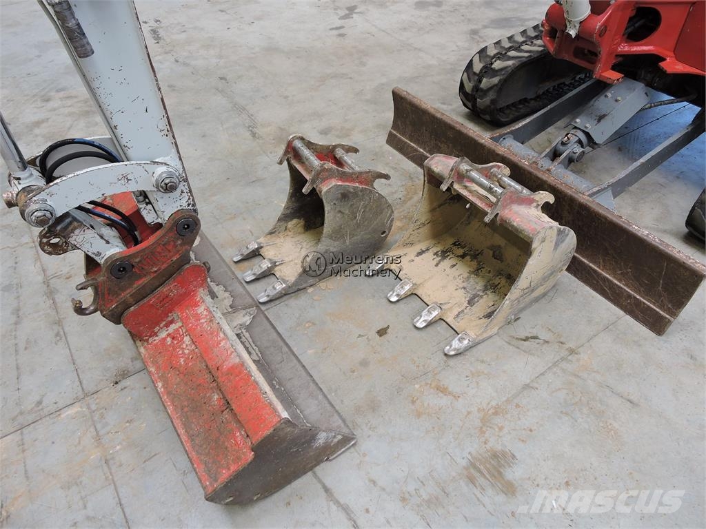 Takeuchi TB325R Bouw - Overige
