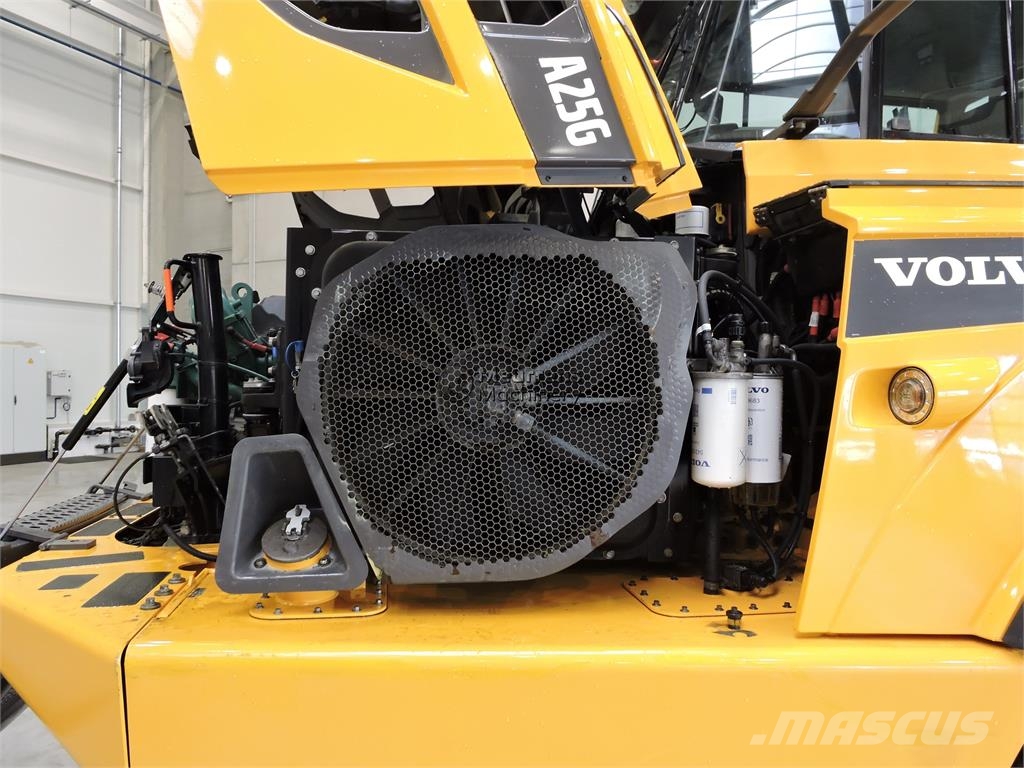 Volvo A25G Terrængående lastbiler