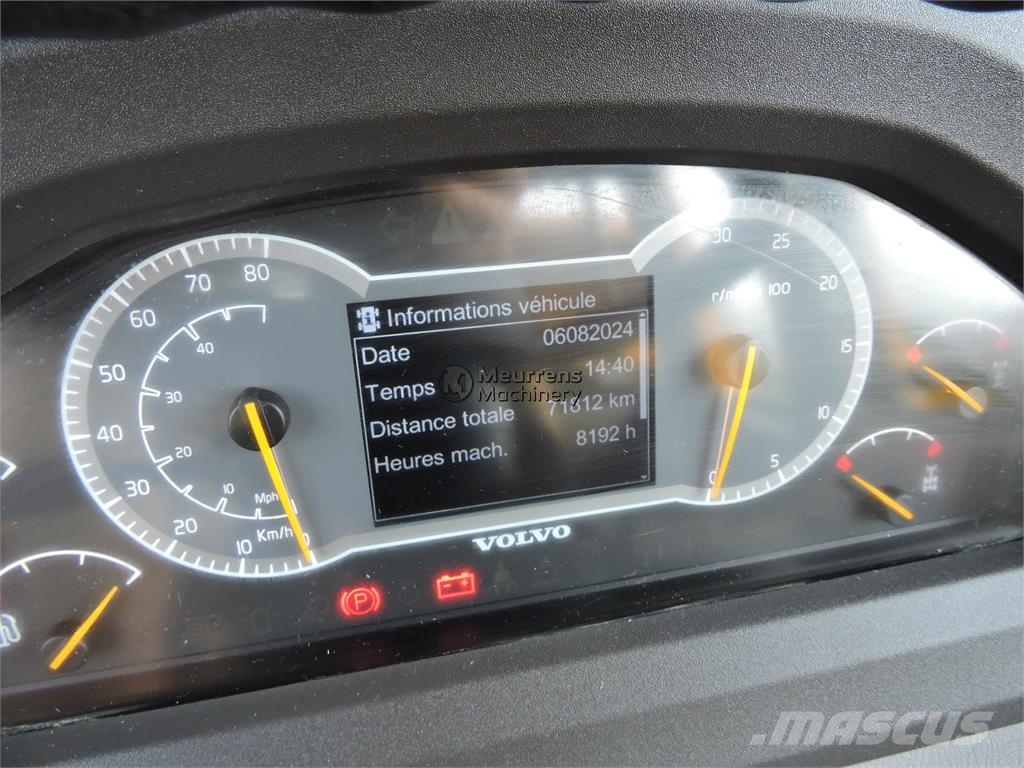 Volvo A30G 연결식 홀러