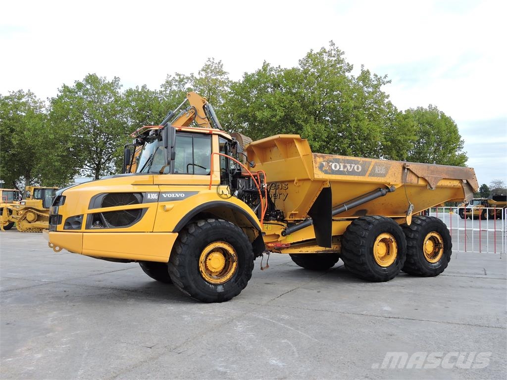 Volvo A30G 연결식 홀러