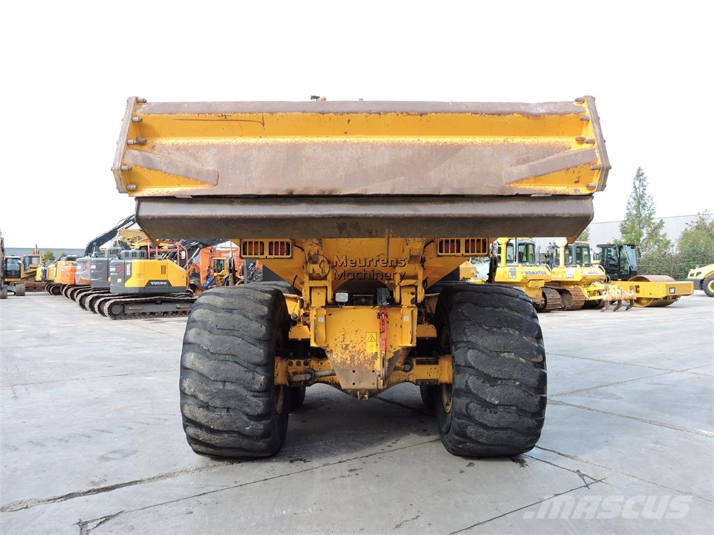 Volvo A30G 연결식 홀러
