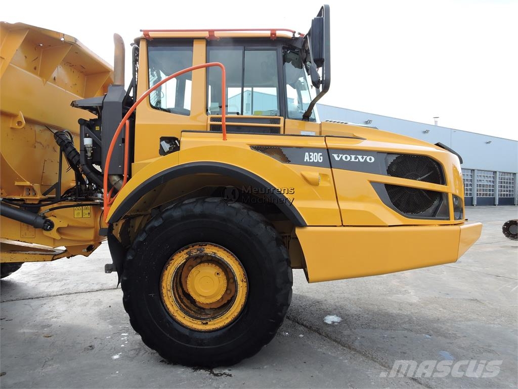 Volvo A30G 연결식 홀러