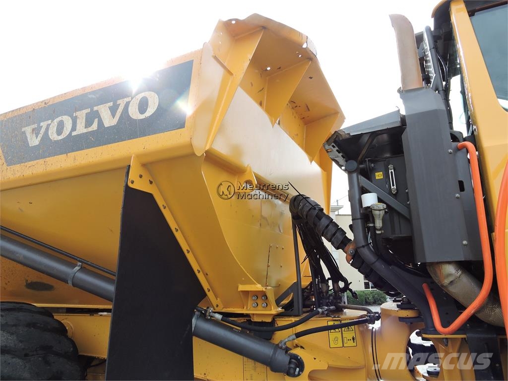 Volvo A30G 연결식 홀러