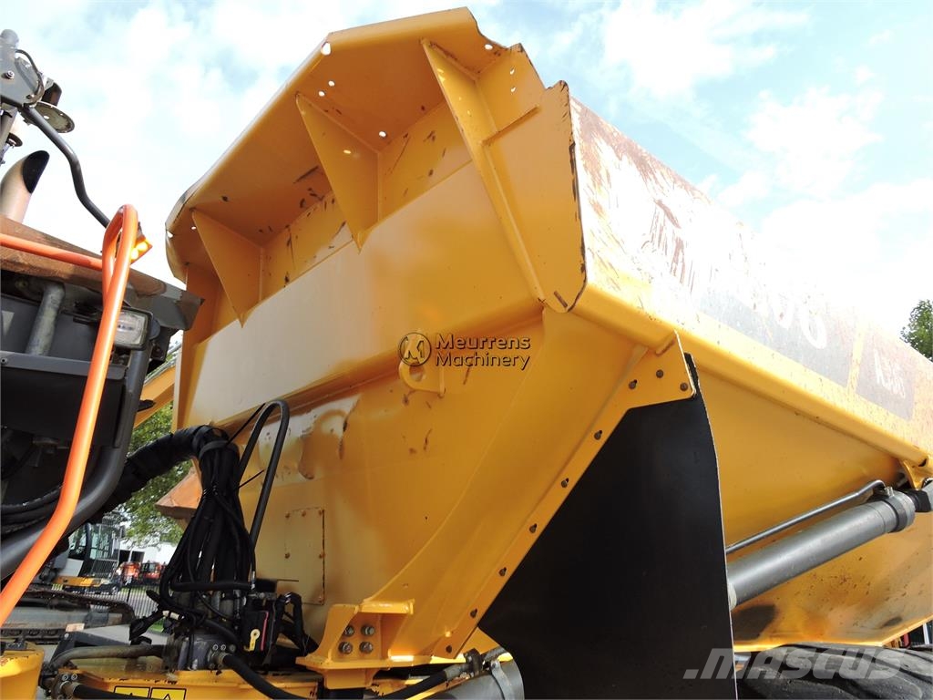 Volvo A30G 연결식 홀러