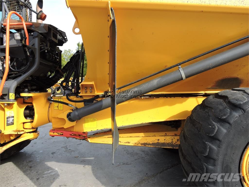 Volvo A30G 연결식 홀러