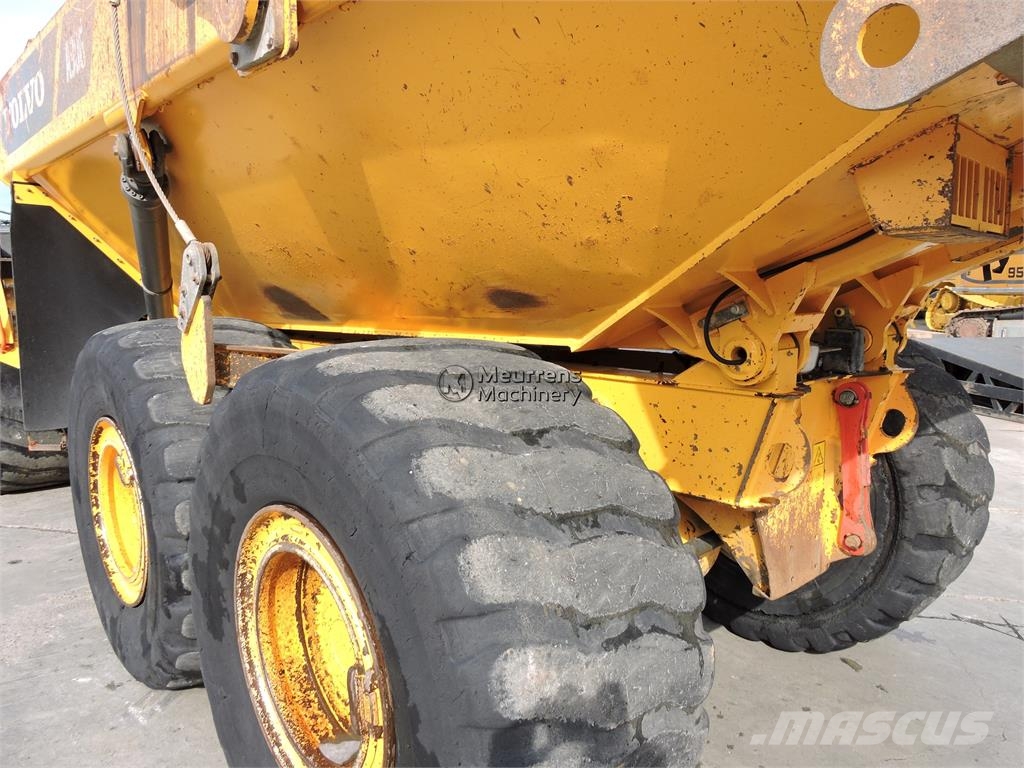 Volvo A30G 연결식 홀러