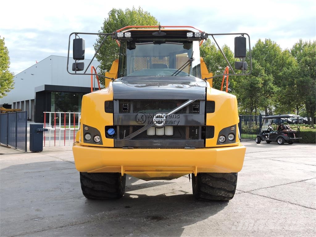 Volvo A30G 연결식 홀러