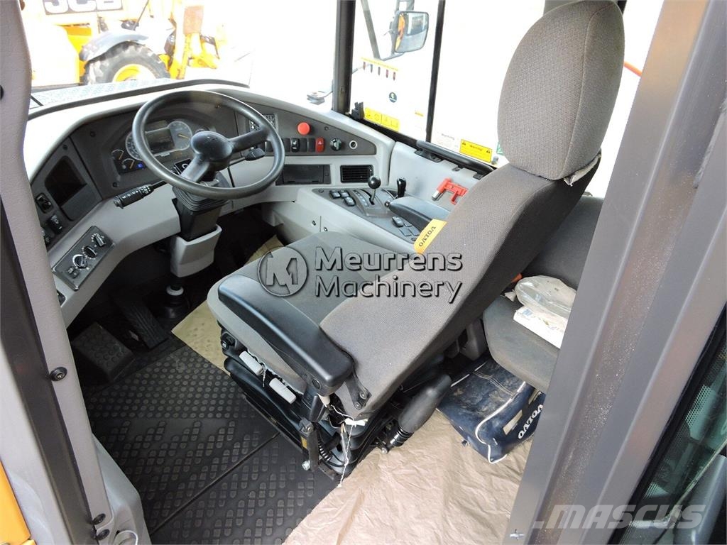Volvo A30G ساحبات مفصلية
