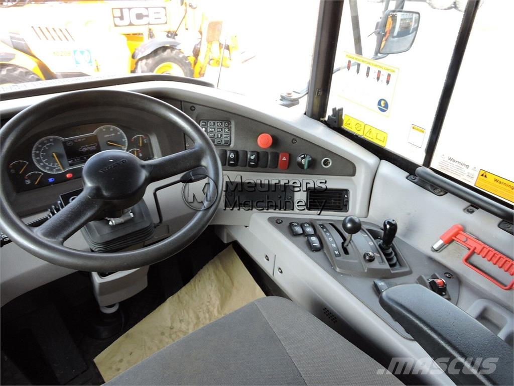 Volvo A30G ساحبات مفصلية